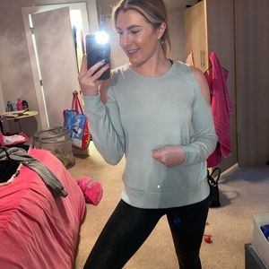 Ae open shoulder top